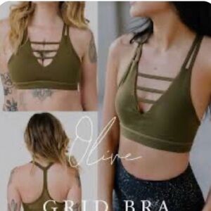 Size xxl. ZYIA olive grid bra. Never worn. No tags.